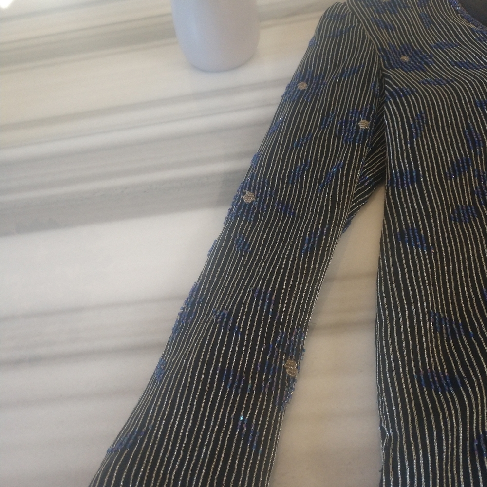 Fancy blouse - Picture 4 of 7